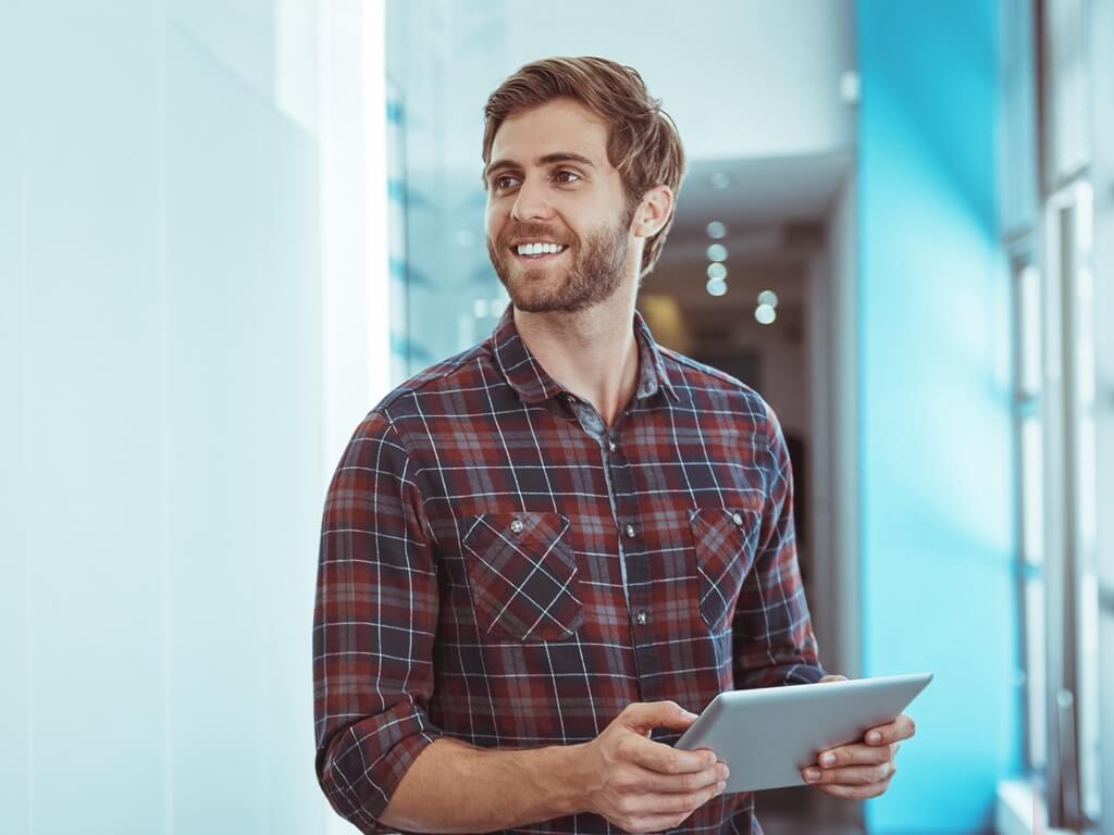 Landscape Man with tablet